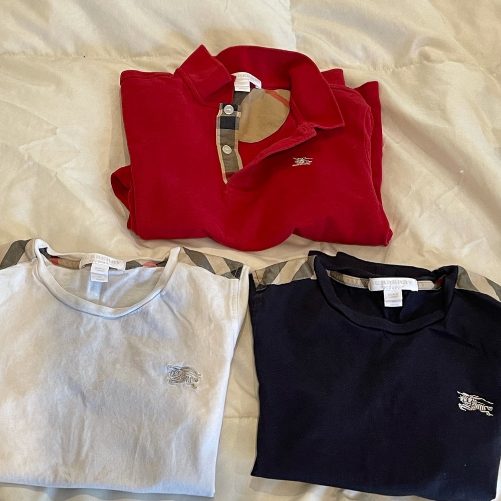 Burberry bundle 2 polo shirts 1 Long sleeve shirt. size for 7 years